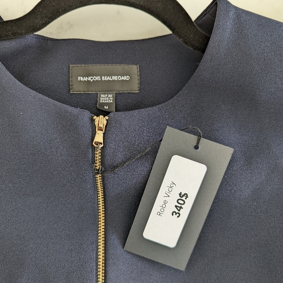 François Beauregard navy blue and gold dress, new with tag. Original value 340$+ - Picture 7 of 8